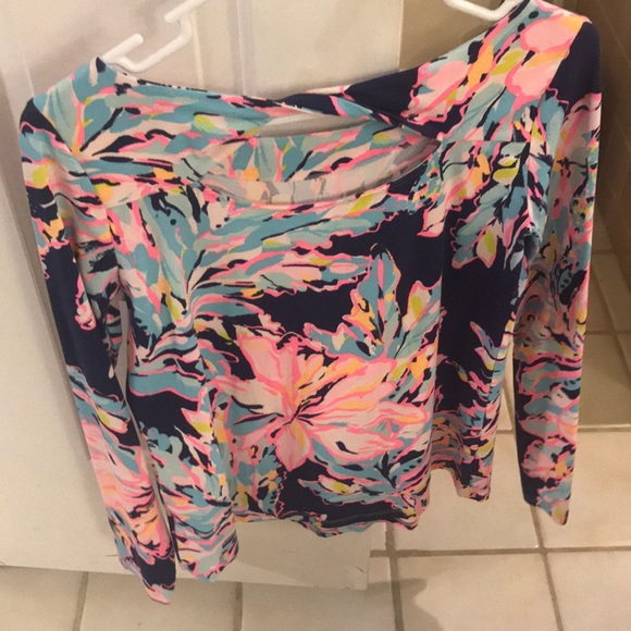 Lilly pulitzer top - Picture 2 of 4